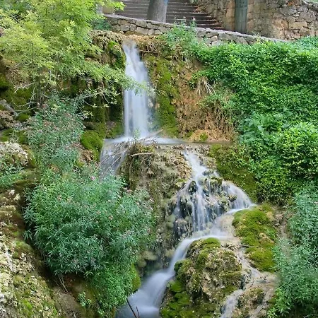 El Salto Del Agua Autentico El Molino De La Cascada Orbaneja *