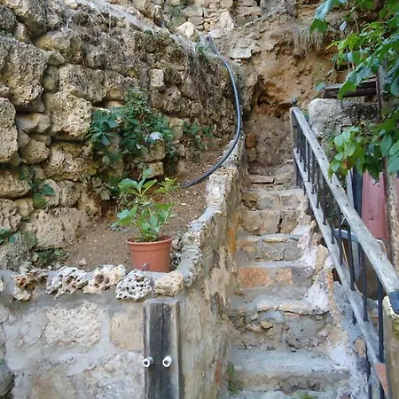 El Salto Del Agua Autentico El Molino De La Cascada Orbaneja *