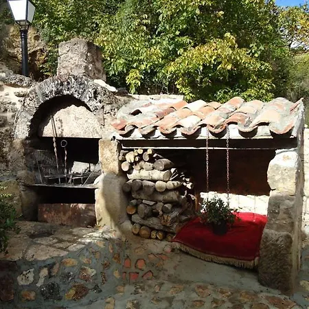 El Salto Del Agua Autentico El Molino De La Cascada Orbaneja Prázdninový dům