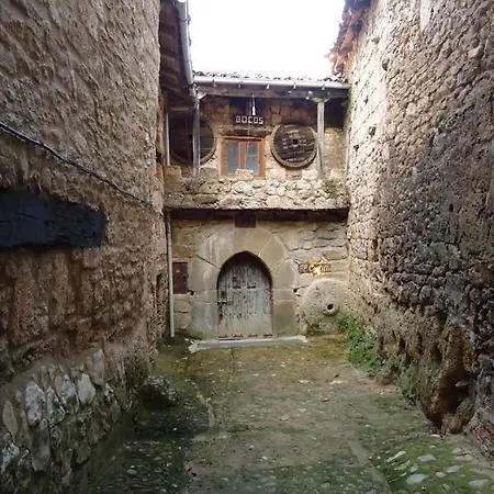Dom wakacyjny El Salto Del Agua Autentico El Molino De La Cascada Orbaneja Orbaneja del Castillo