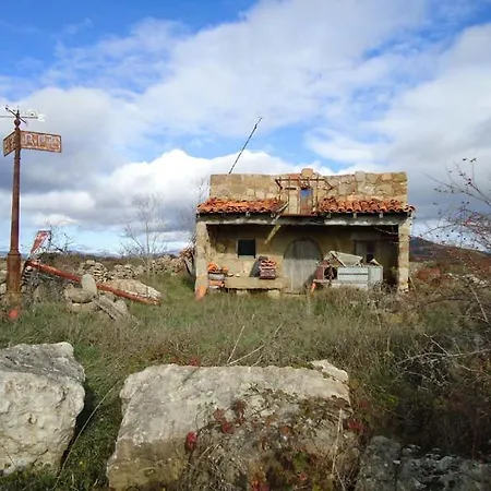 Prázdninový dům El Salto Del Agua Autentico El Molino De La Cascada Orbaneja *