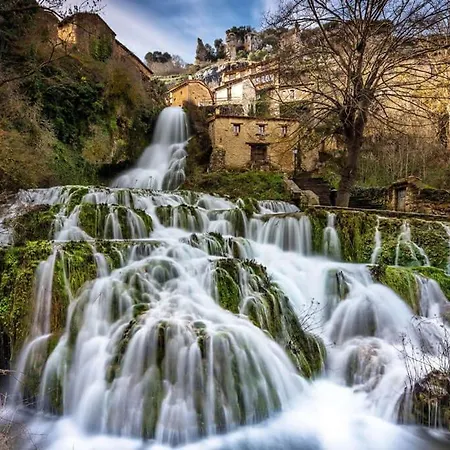 El Salto Del Agua Autentico El Molino De La Cascada Orbaneja *
